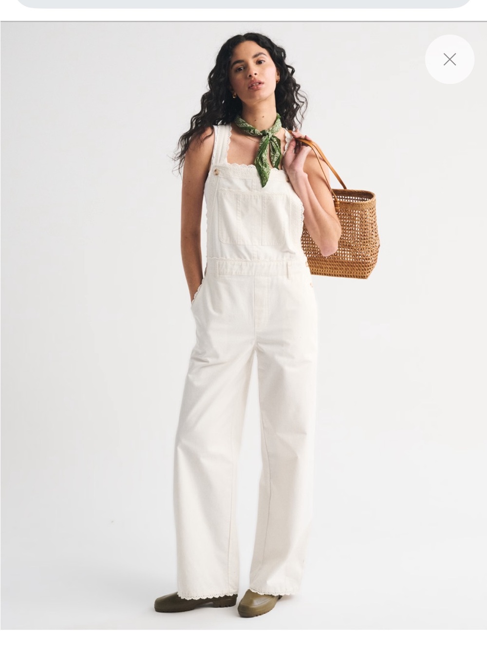 Abercrombie 100% cotton embroidered trim overalls